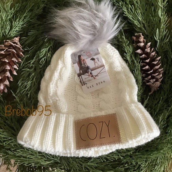 Rae Dunn COZY Beanie Hat NWT - Great Gift - Picture 2 of 2